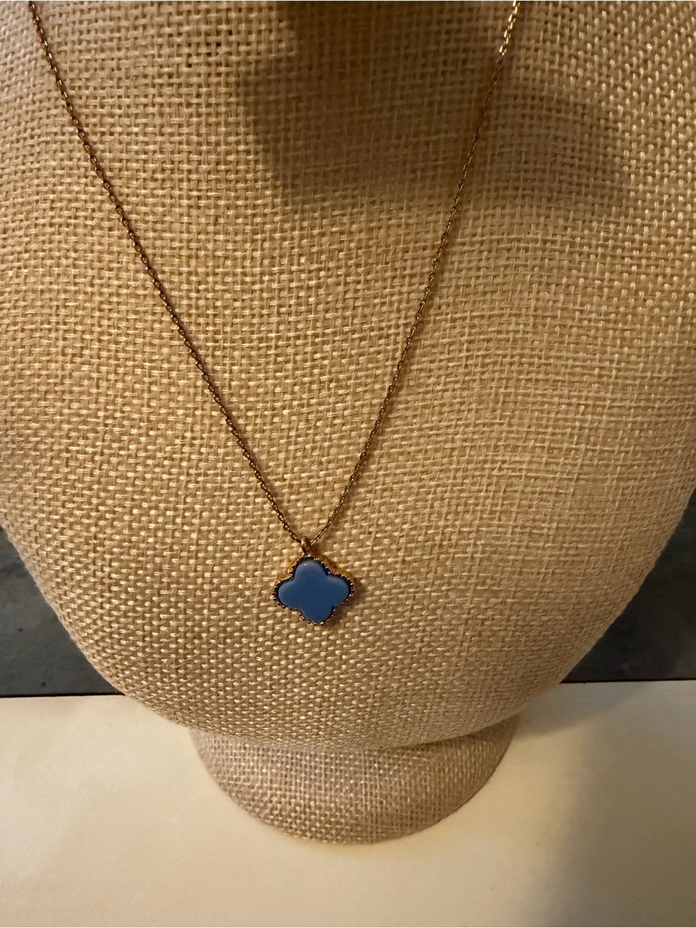 Rose Gold Chain Necklace with Blue Clover Pendant